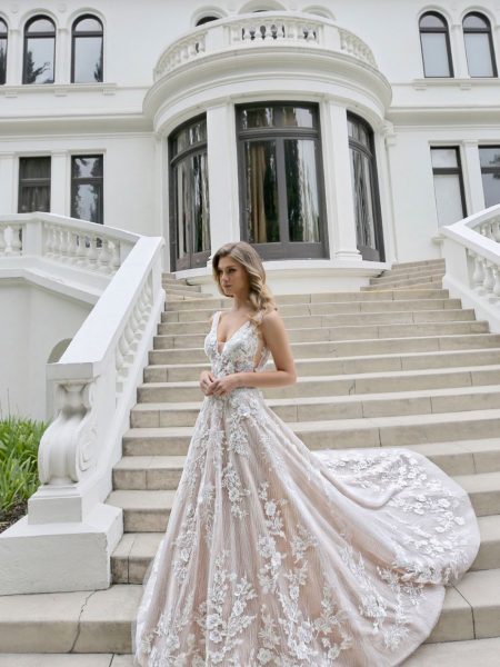 Latest White Gown Design Clearance, SAVE 33% - piv-phuket.com