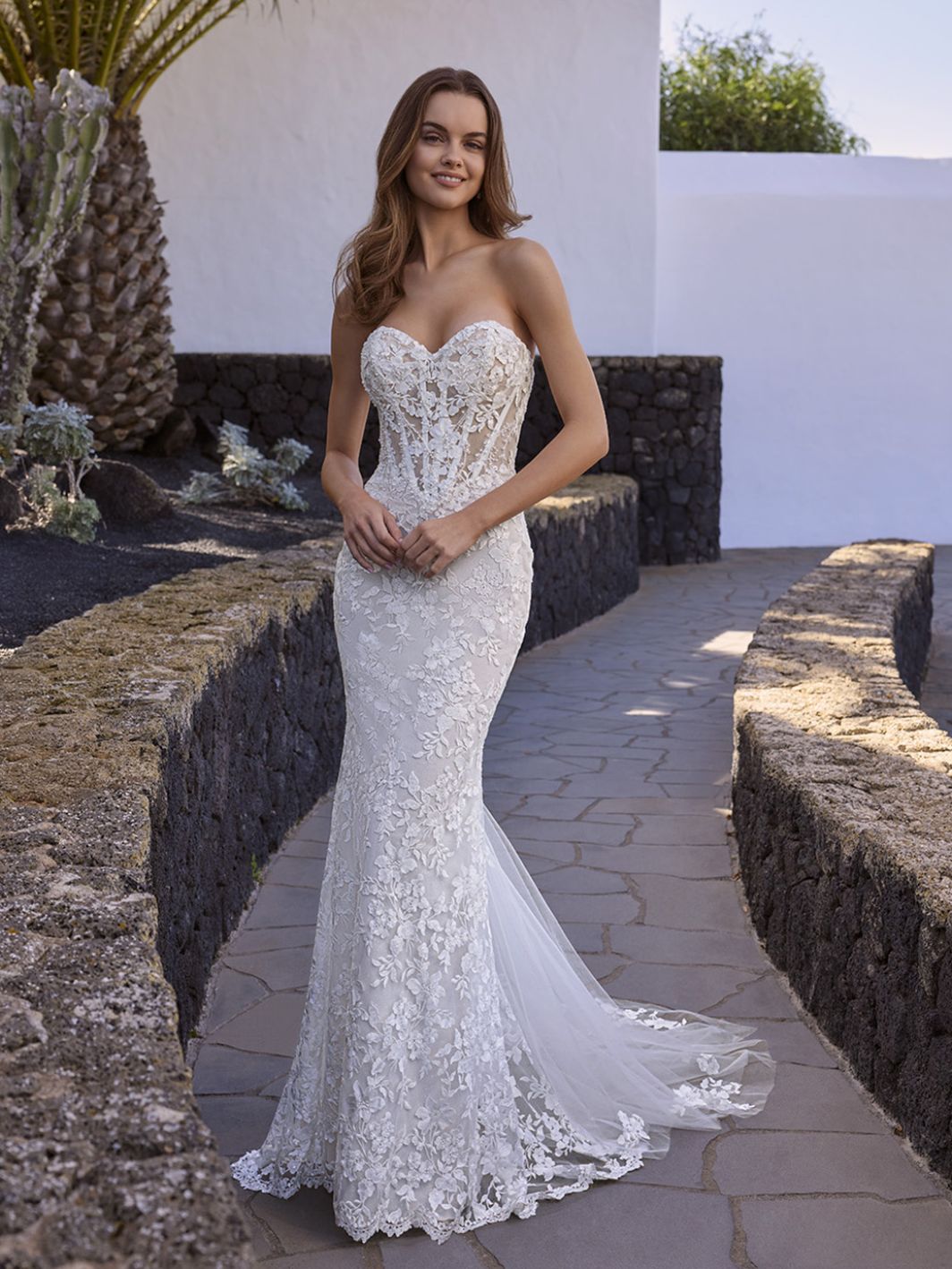 Enzoani Love Wedding Dress Estrella