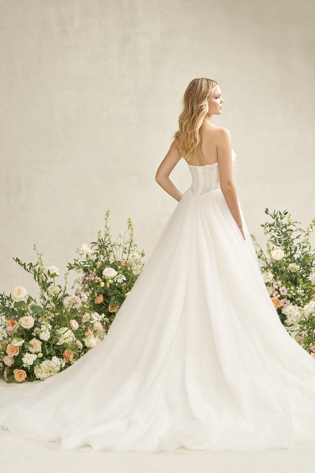 Allure Bridal Wedding Dress R3917