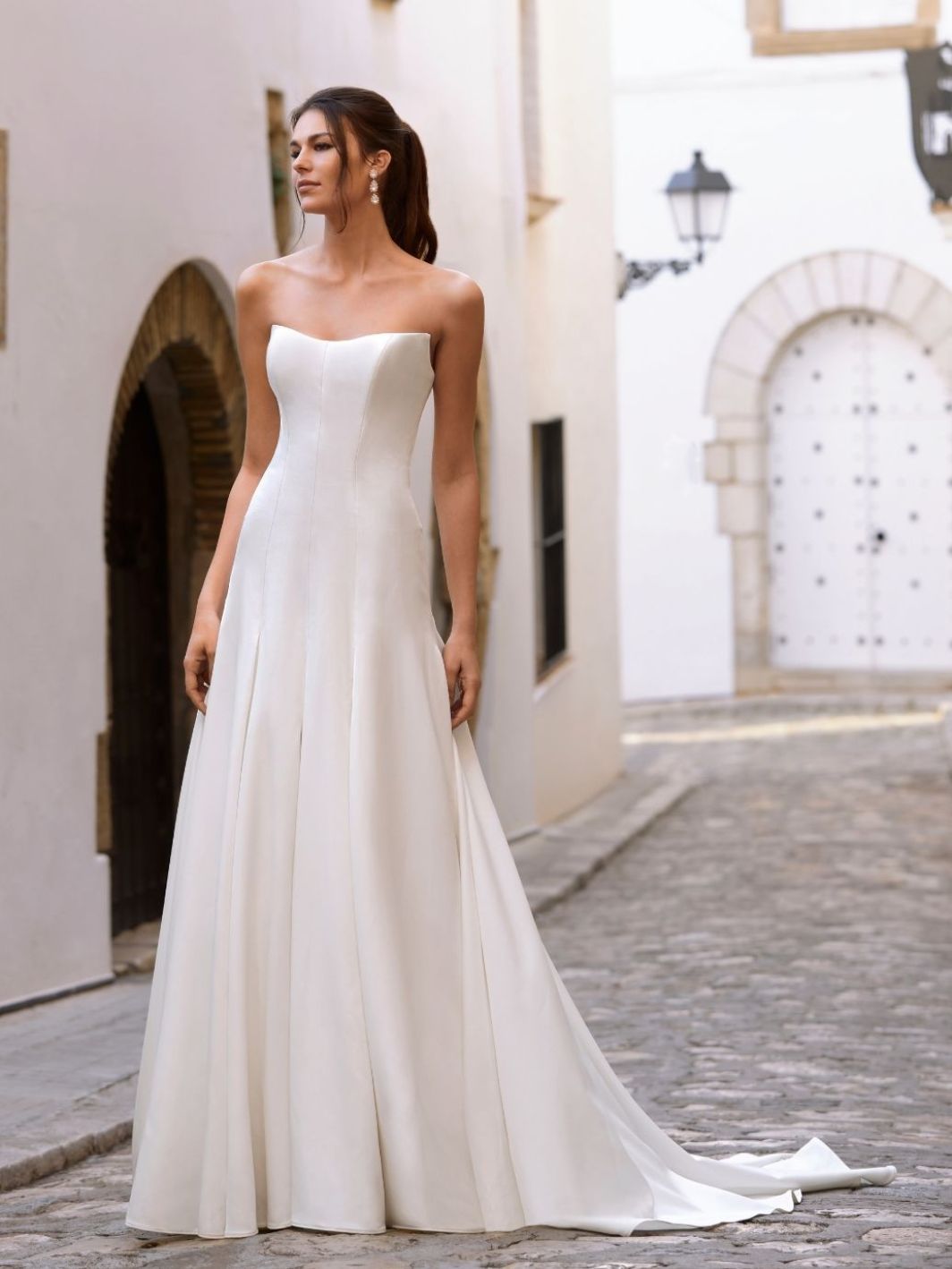 Enzoani Love Wedding Dress Florenza