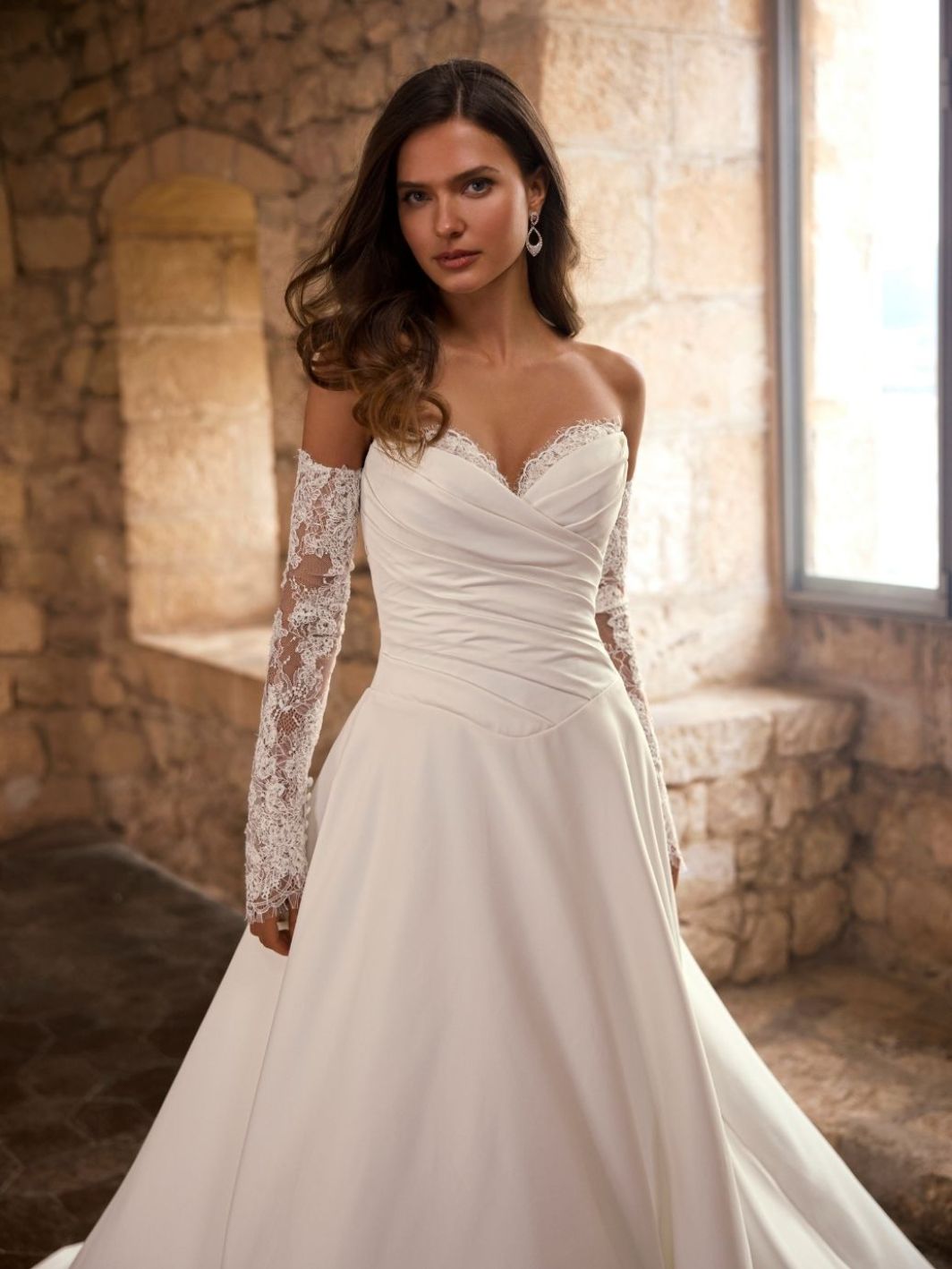 Etoile Wedding Dress Gracelle