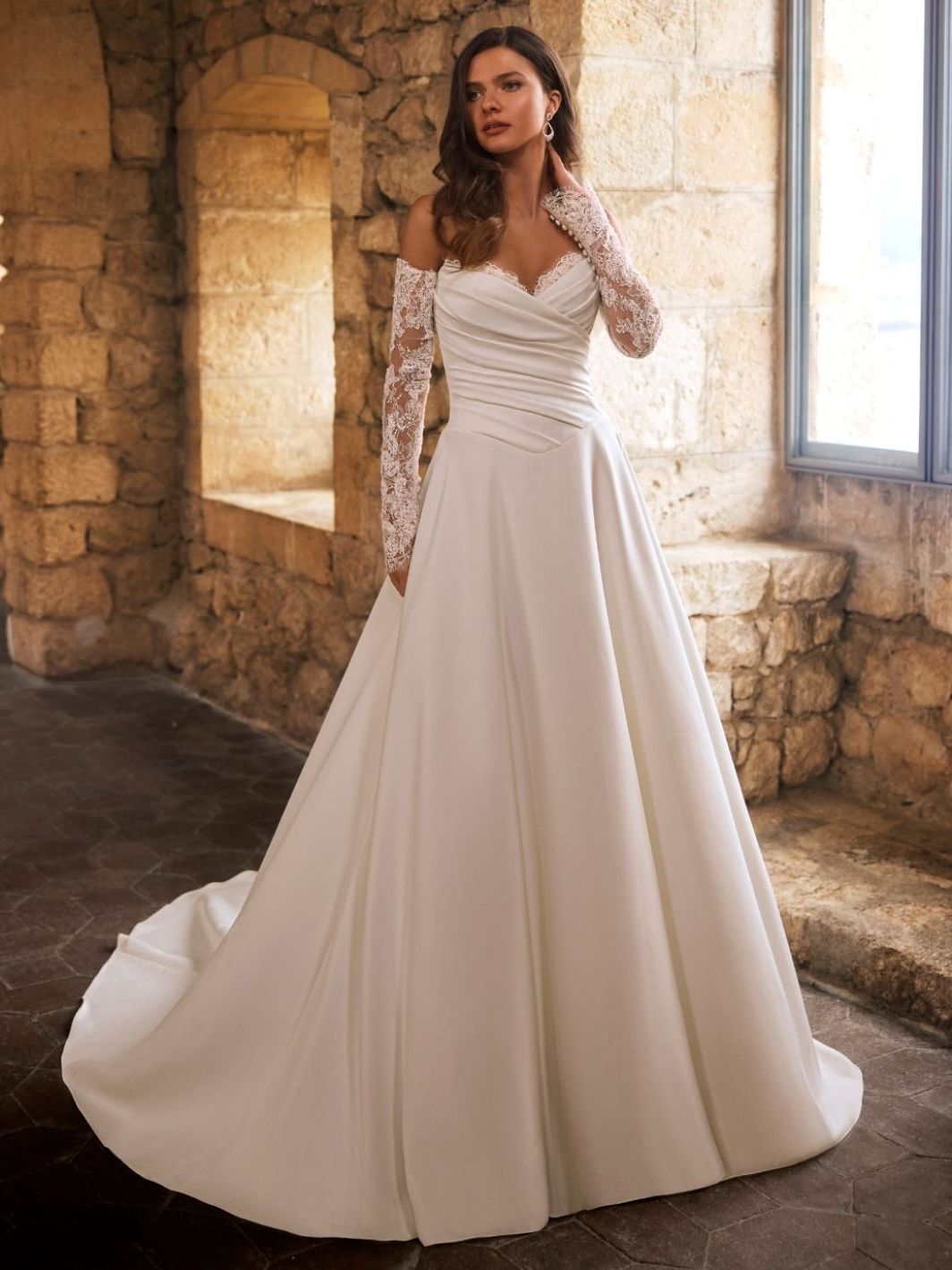 Etoile Wedding Dress Gracelle