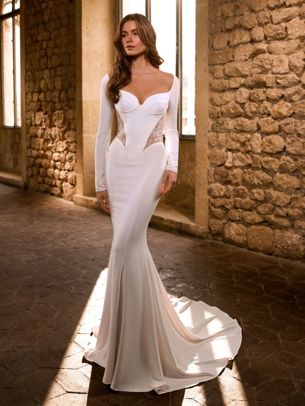 Etoile Wedding Dress Gwynelle