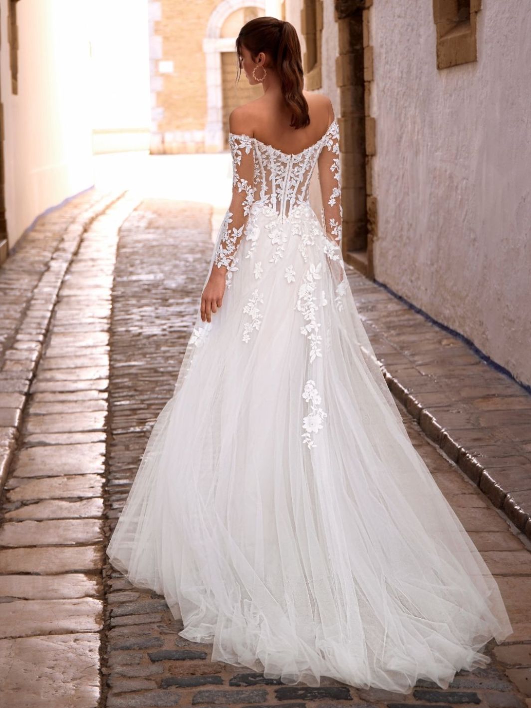 Enzoani Love Wedding Dress Fiselle
