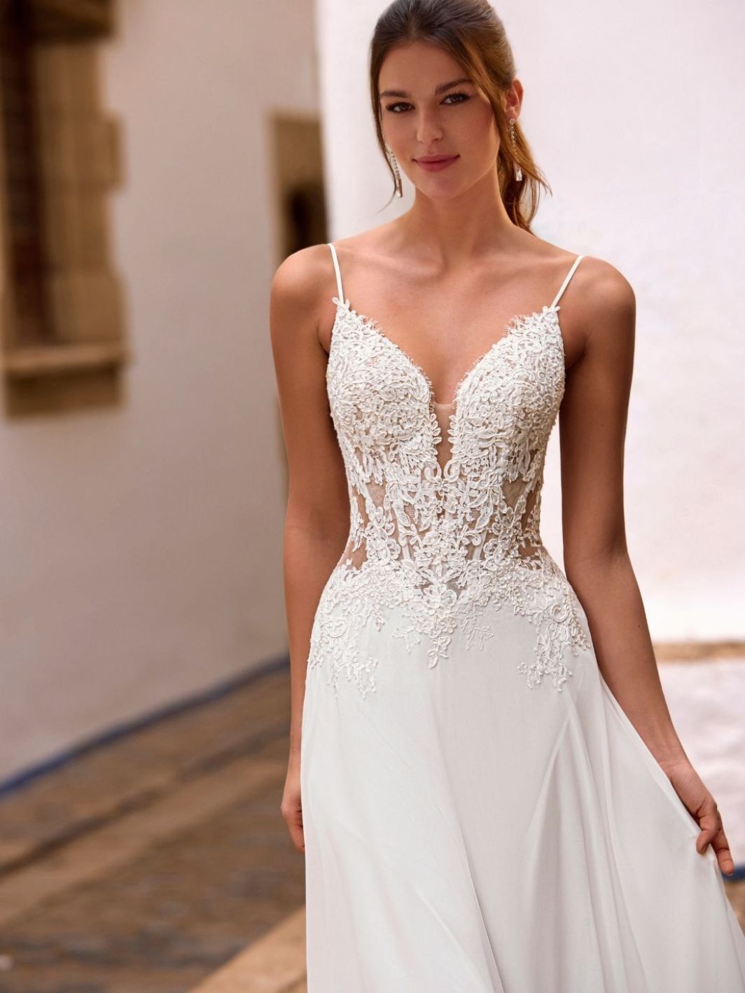 Enzoani Love Wedding Dress Floretta