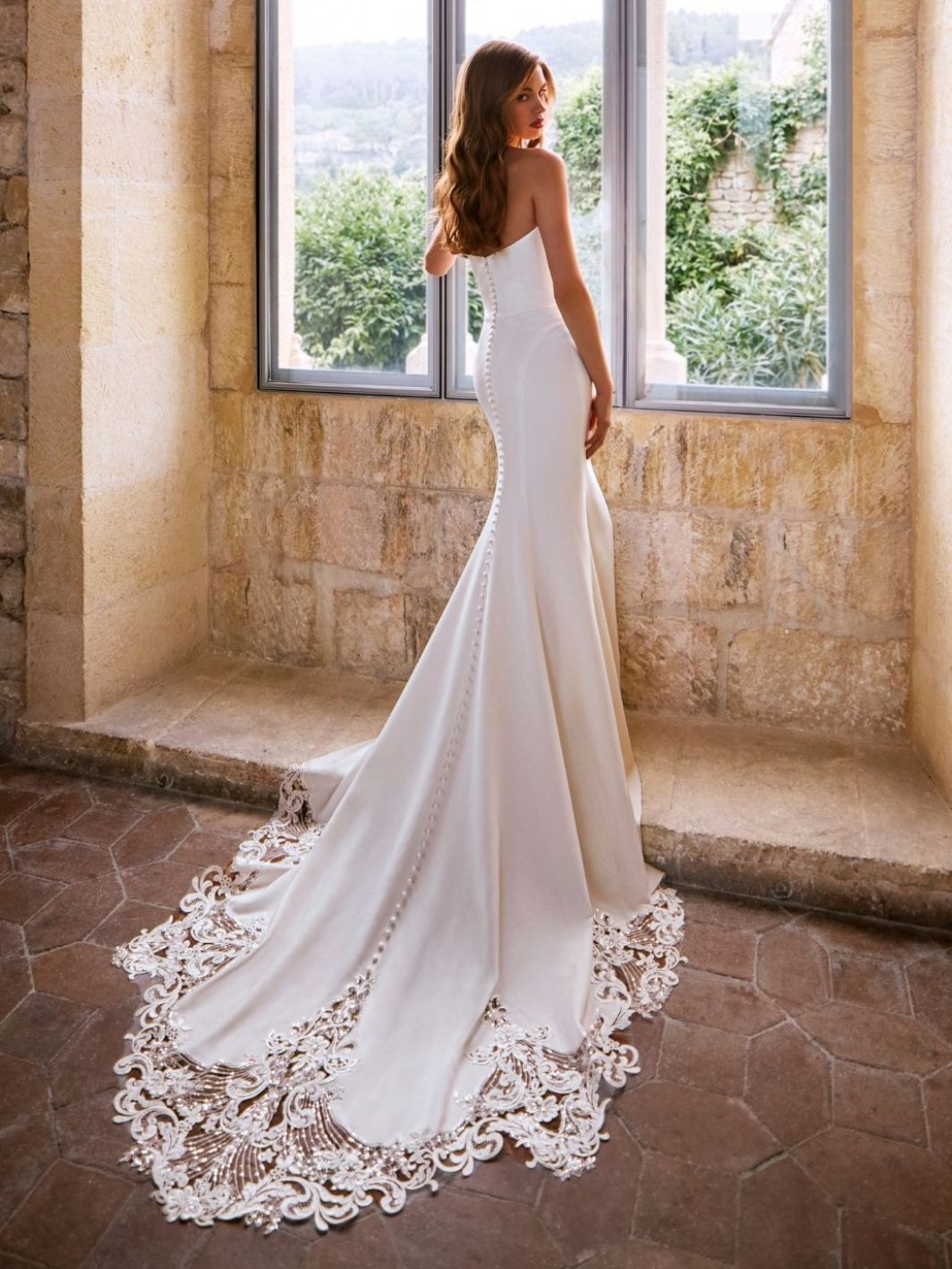 Etoile Wedding Dress Garlande