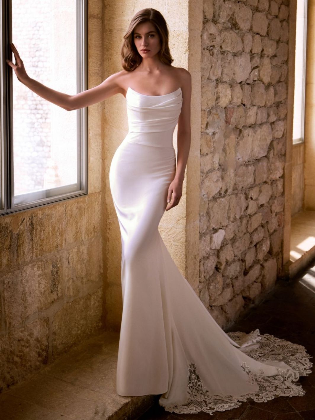 Etoile Wedding Dress Garlande