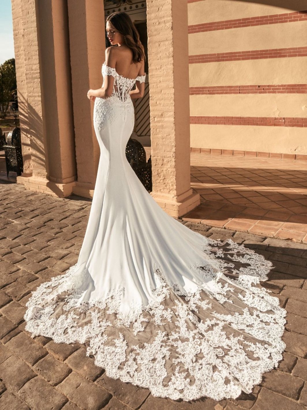 Blue by Enzoani Wedding Dress Umani