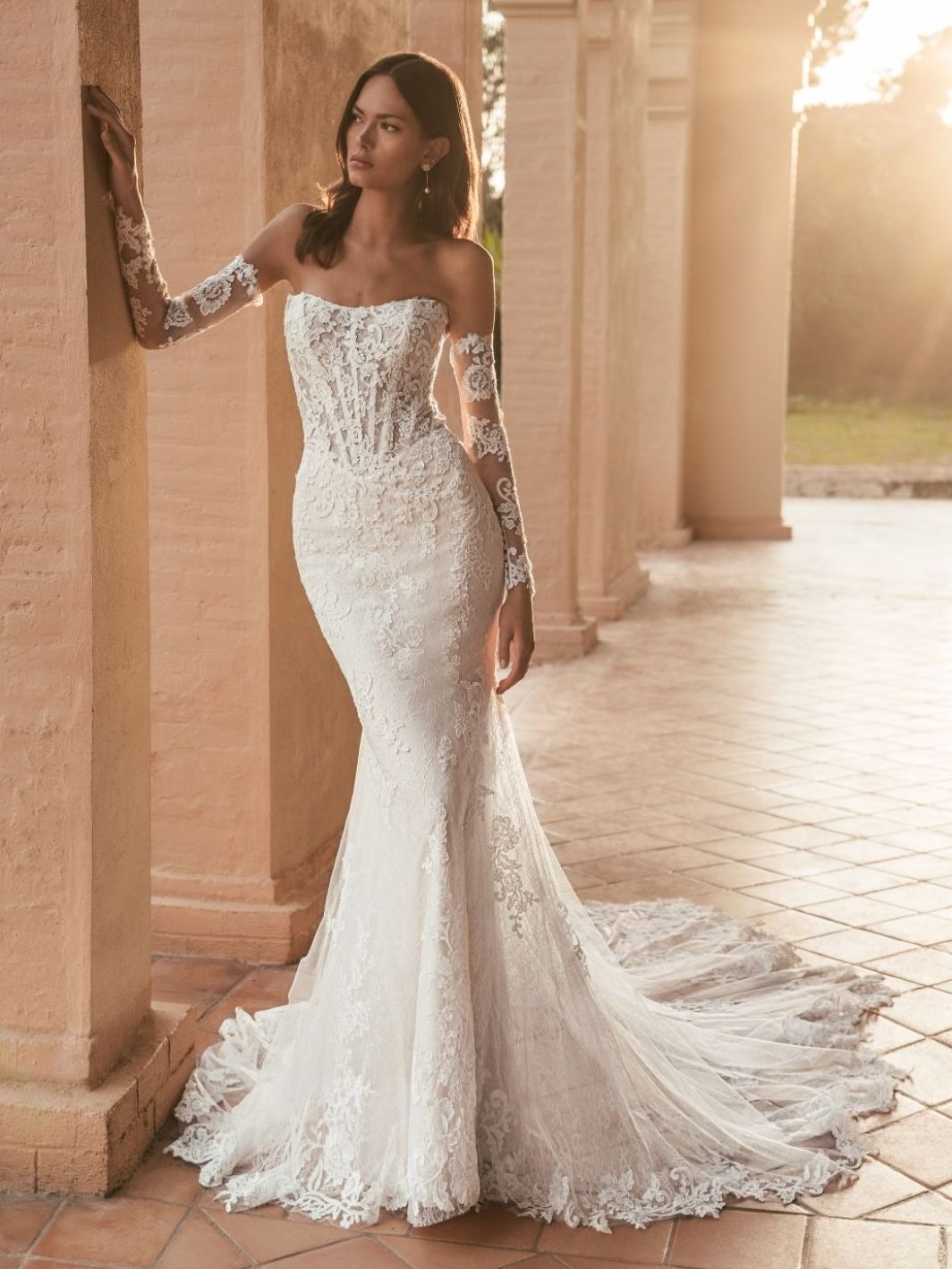 Blue by Enzoani Wedding Dress Umayra